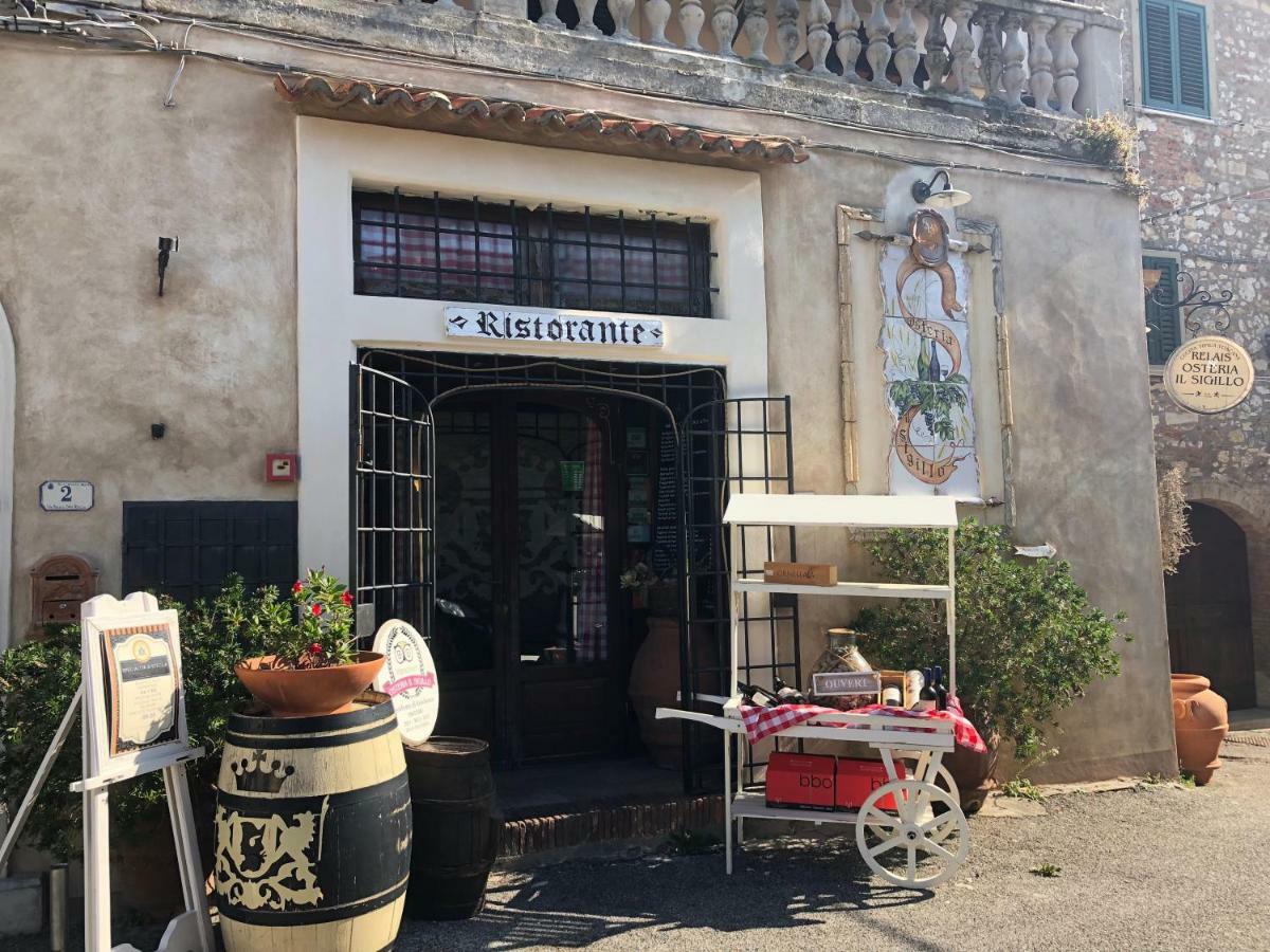 Locanda Il Sigillo B&B E Ristorante Bed & Breakfast